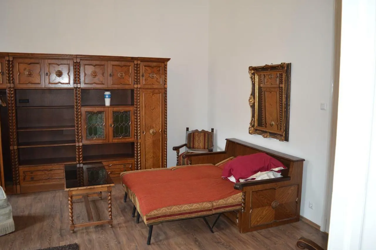 Flower Apartment Budapest 0*,  Ungern